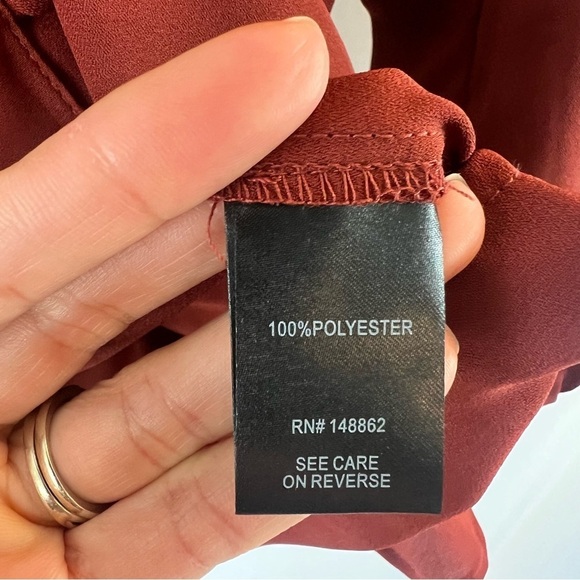 NWT Torrid Georgette Smocked Blouson Sleeve Blouse
Button-Down Blouse Size: 3 - Picture 11 of 17